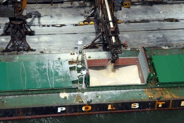 SPA amplia atracação de navios e Porto de Santos bate recorde histórico